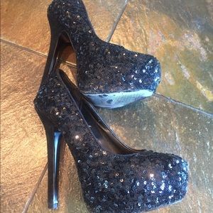 Steve Madden Black Sequin Platform Shoes